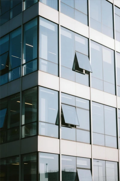 curtain-walls-homepage-feature