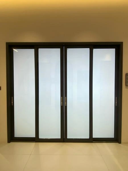 sliding-door-feature