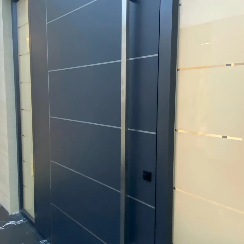 Aluminum Panel Swing Door reverse right