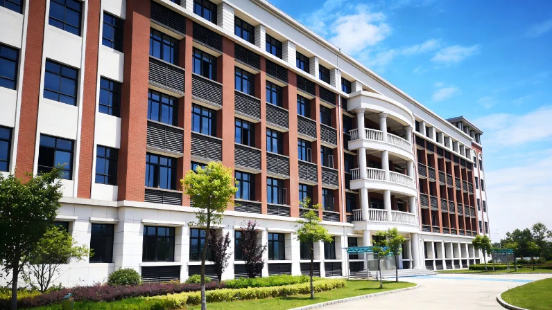Commercial building doors and windows project